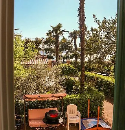 Διαμέρισμα Beachfront Hula Hula *